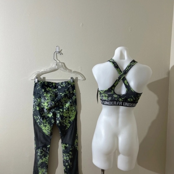 (NWT) Under Armour Gym Leggings & Sports Bra in Gray/Lime, Medium - Picture 7 of 16